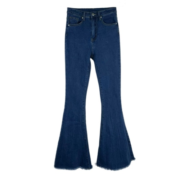 SHEIN Women’s High Rise Frayed Edge Flare Leg Stretch Jeans - Picture 1 of 7